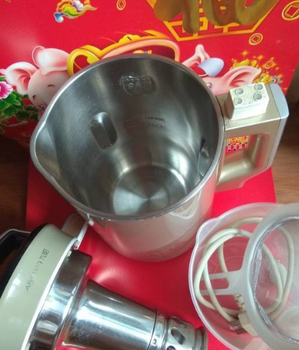 飞利浦榨汁机,九阳豆浆机 飞利浦榨汁机,九阳豆浆机